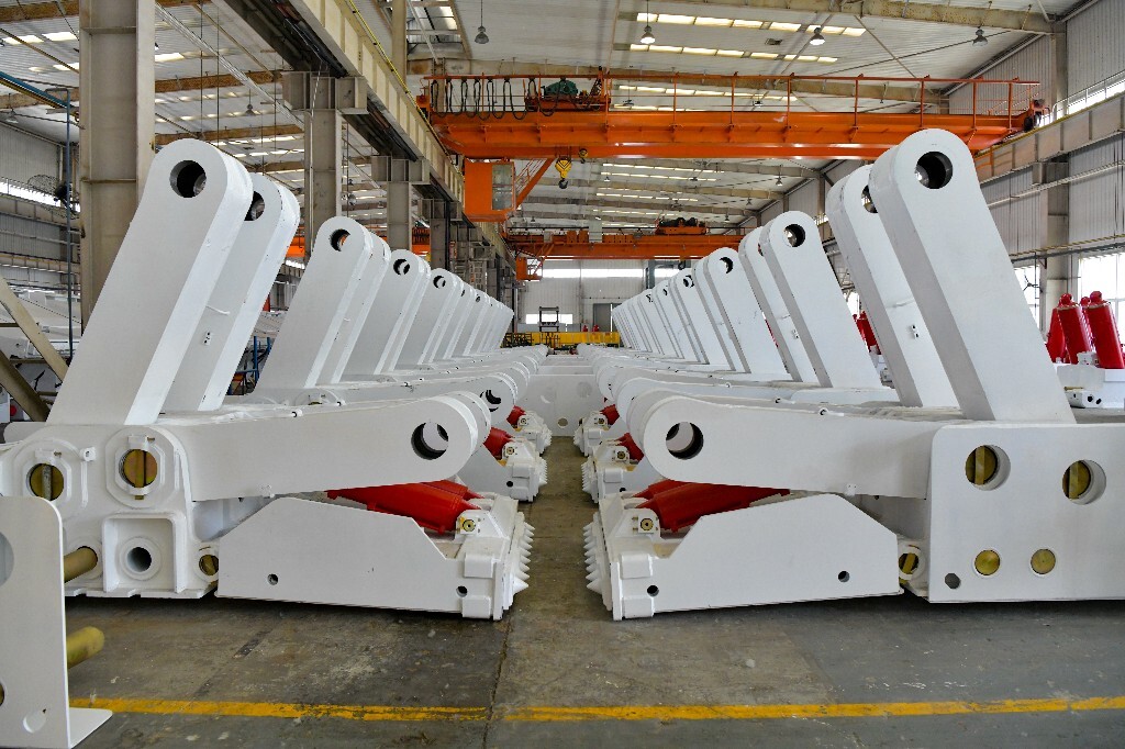 礦山巨獸的藝術(shù)之眼 透過老苗鏡頭看LM機械之美